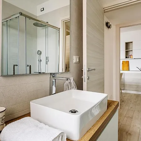 Apartment Brand New 1 Bedroom In Navigli Area