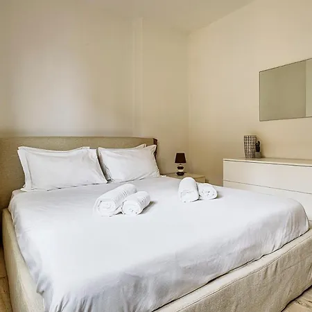 Brand New 1 Bedroom In Navigli Area Apartamento