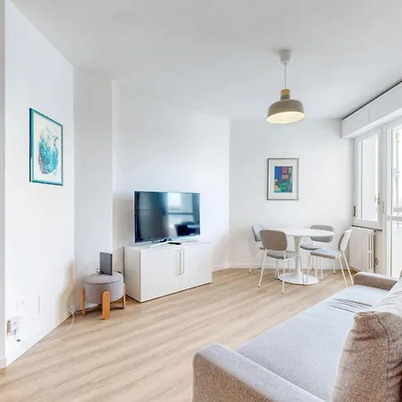 Brand New 1 Bedroom In Navigli Area Milão